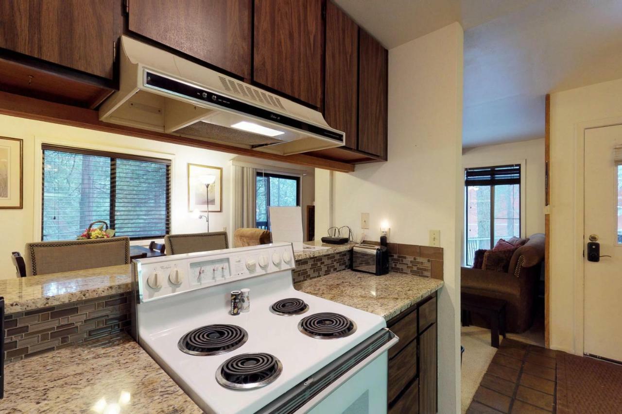 Shady Cove Condominium Shaver Lake Exterior photo